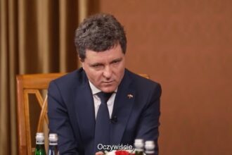 sindicalistii la cotroceni cartel alfa nu suntem de acord sa se taie sporuri si salarii bns priorotatea noastra angajatii din companiile de stat 684fcf6377c08