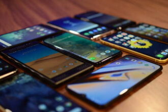smartphone urile apple si samsung domina piata europeana 683e9dd9cf0c4