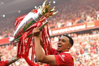 special trent alexander arnold baiatul normal din liverpool ale carui visuri s au indeplinit premier league se vede pe voyo 684969d0af489