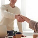 Firmele îngrijorate de instabilitatea politică își suspendă activitatea – Ofertele de angajare s-au restrâns 2 speriate de incertitudinea politica firmele au pus pauza ofertele de munca au scazut 685d7cf8ec6ac