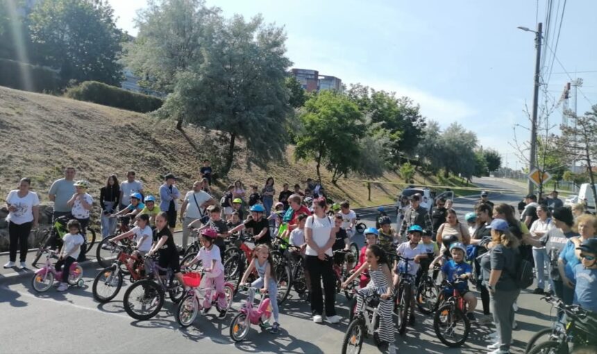 Zile pline de sport, veselie și surprize pentru micuții din Cernavodă de Ziua Internațională a Copilului! 1 sport distractie si multe surprize pentru copiii din cernavoda cu ocazia zilei de 1 iunie 683d931349ca1