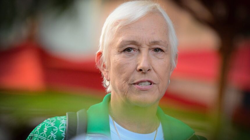 "Întrebarea controversată: Ce spune Martina Navratilova despre sportivii transgender în tenisul feminin?" 1 sportivele transgender in tenisul feminin raspunsul martinei navratilova 6857e30770bdd