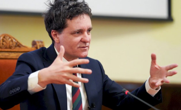 Planul lui Nicușor Dan: Serviciile secrete revitalizează investigațiile de amploare 1 strategia pregatita in mandatul lui nicusor dan se readuc serviciile secrete in marile dosare 683eb6c643c74