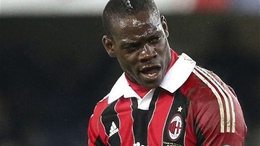 Super Mario își pregătește o nouă provocare! Balotelli își dezvăluie următoarea aventură pe terenul de fotbal 1 super mario gata de o noua nebunie balotelli si a anuntat urmatoarea aventura in fotbal 683ddced76af5