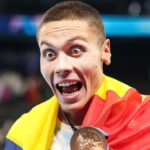 "Uimitor!" Entuziasmul celor de la L'Equipe în urma cursei fascinante și a medalei de aur câștigată de David Popovici 2 superb reactia lequipe dupa cursa incantatoare si medalia de aur a lui david popovici 685e46726f543