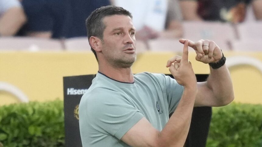 Starul de la Inter își dezvăluie gândurile despre Cristi Chivu 1 superstarul de la inter a vorbit sincer despre cristi chivu 685802ac9e2e1