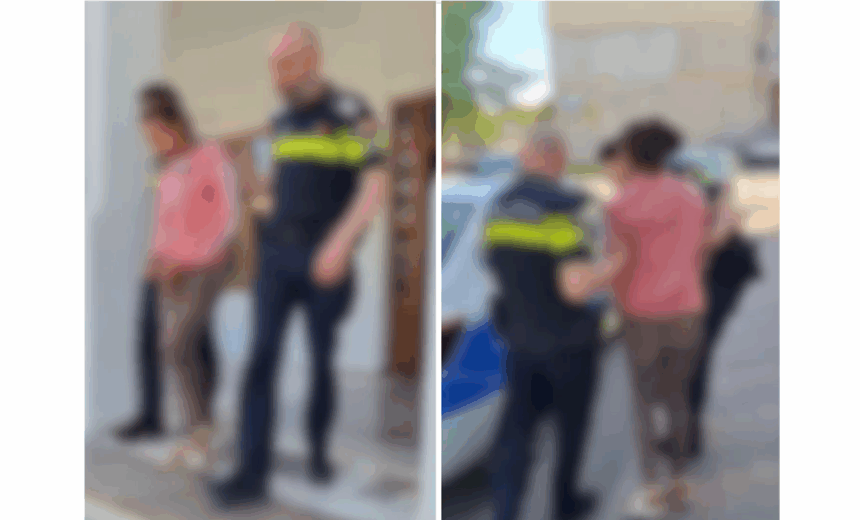 Femeie de 26 de ani reținută pentru furt în parcarea unui hipermarket din Mangalia. 1 talharie in parcarea unui hipermarket din mangalia suspecta o femeie de 26 de ani a fost arestata preventiv 6846ede75dd03