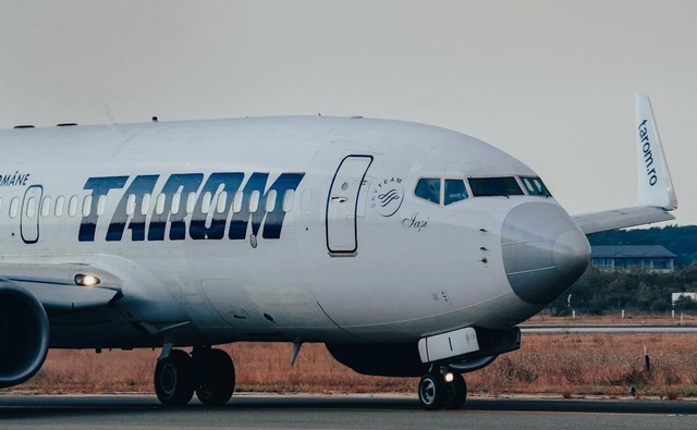 Tarom își suspendă zborurile către Tel Aviv, Beirut și Amman până luni. Ce alternative au călătorii? 1 tarom suspenda pana luni inclusiv zborurile pe rutele tel aviv beirut si amman ce optiuni au pasagerii 684bd7c696892