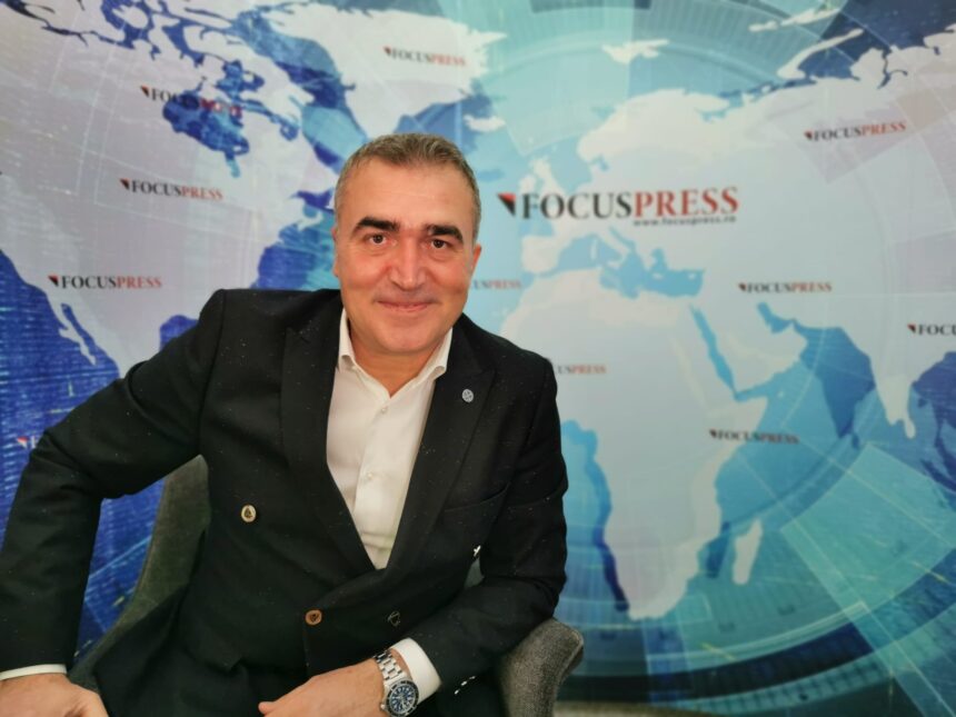 Teo Hira o dă în judecată pe Felicia Ovanesian: „Se comportă ca o celebritate cu postări provocatoare despre mine“ 1 teo hira a chemat o in judecata pe felicia ovanesian face pe vedeta prin postari tendentioase la adresa mea 6848ab71b4f19