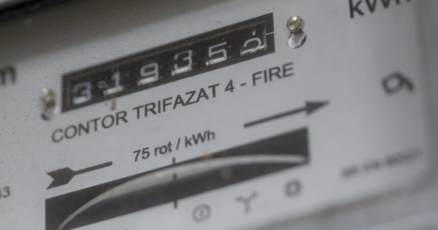 Economisește lunar 50 de lei la facturile de electricitate: Descoperă cine poate profita și cum te poți înscrie! 1 tichete de 50 de lei pe luna pentru plata facturilor la electricitate cine beneficiaza si cum se fac inscrierile 685e412acffe8