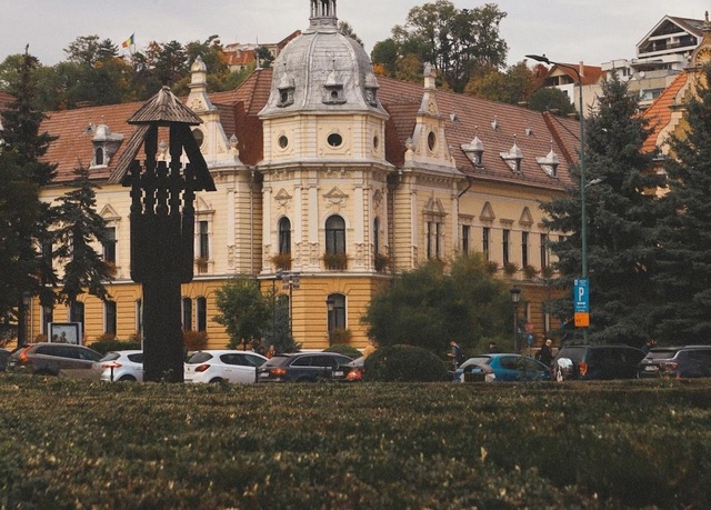 Parcările din Brașov vor fi disponibile pentru licitație! 1 toate locurile de parcare din orasul brasov vor fi scoase la licitatie 685c28a28c65c
