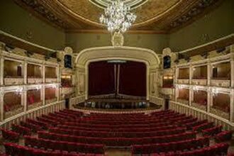 toti elevii care au luat bac ul cu media 10 au acces gratuit la opera nationala bucuresti in stagiunea urmatoare 685593f0e039d