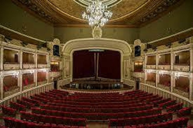 Elevii cu media 10 la Bacalaureat beneficiază de intrare gratuită la Opera Națională București în următoarea stagiune! 1 toti elevii care au luat bac ul cu media 10 au acces gratuit la opera nationala bucuresti in stagiunea urmatoare 685593f0e039d