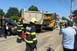 trafic restrictionat la mihail kogalniceanu in urma carambolului cu sapte vehicule implicate cum a avut loc accidentul rutier 68512c78423f4