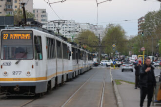 tramvai deraiat pe bulevardul theodor pallady din bucuresti circulatia liniilor 19 27 si 49 este blocata 68416282c1c2e