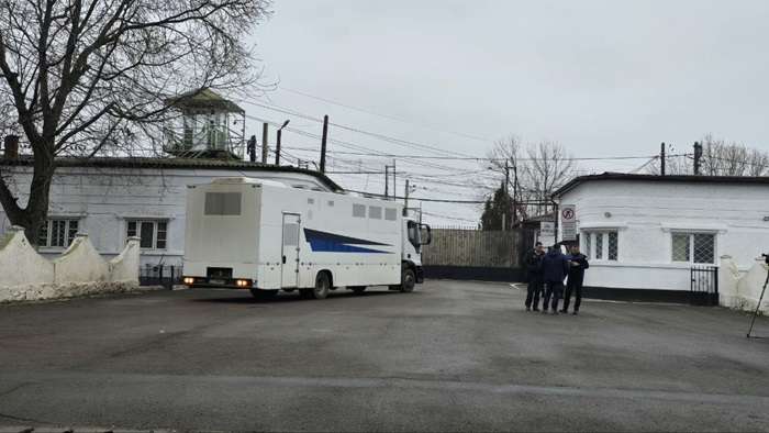 Trei bărbați reținuți și închiși de poliția din Castelu pentru tentativă de omor. 1 trei barbati condamnati pentru tentativa de omor identificati si incarcerati de politistii din castelu 685e9c1822d15
