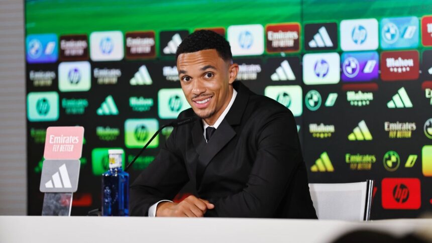 trent alexander arnold scapa de numarul 66 cat va purta la real madrid 684b24c4d8a15