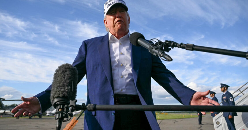 Trump a ripostat cu furie la acuzațiile de vendetă împotriva Harvard. Ce declarații a făcut liderul american? 1 trump a reactionat nervos cand a fost acuzat ca ataca harvard din razbunare ce a spus presedintele sua 683f488d49068