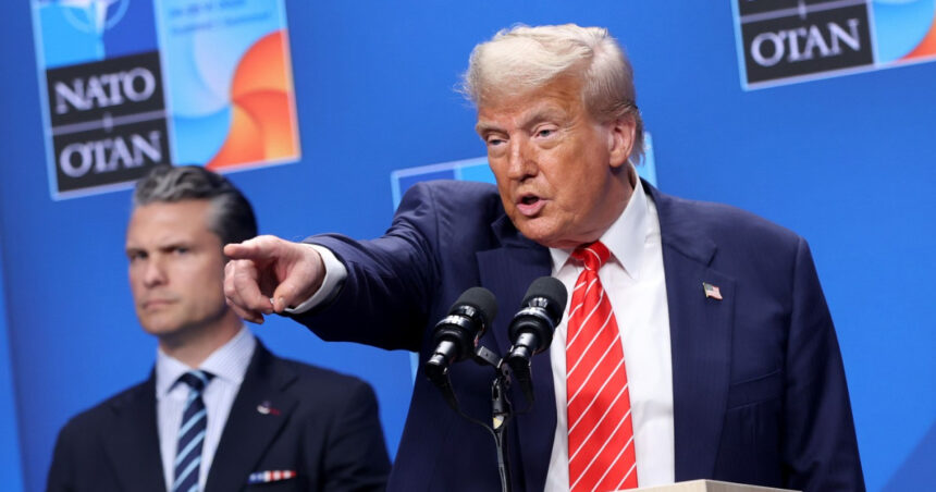 „Tu, cămașa albă! Haha, ai o energie debordantă!” Cum s-a desfășurat conversația dintre Trump și o jurnalistă a cărei soț este pe frontul ucrainean 1 tu camasa alba haha e foarte agitata cum a decurs dialogul intre trump si o jurnalista al carei sot lupta in armata ucraineana 685cf25a14a26
