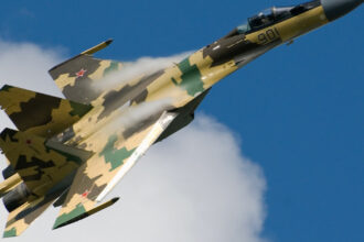 ucraina a anuntat ca a doborat un avion de lupta multirol su 35 al rusiei 68441e0d6af47