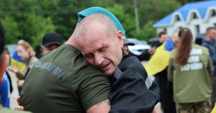 „Ucraina și Rusia finalizează un nou schimb de prizonieri: Zelenski dezvăluie că majoritatea au stat în captivitate timp de peste doi ani” 1 ucraina si rusia au facut un nou schimb de prizonieri volodimir zelenski cei mai multi au petrecut peste doi ani in captivitate 685572c1681d3