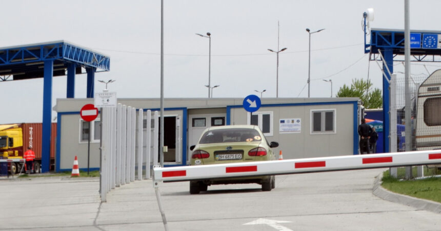 Ucraina plănuiește să ridice un pod impresionant peste Dunăre, în apropiere de Isaccea, zonă afectată frecvent de atacurile dronelor rusești. 1 ucraina vrea sa construiasca un pod peste dunare pana la isaccea zona a fost in repetate randuri tinta atacurilor dronelor rusesti 68431fa59678d