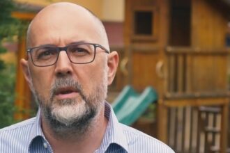 udmr semnaleaza ca e de acord cu rotativa premierilor ceruta de psd hunor oricum va fi greu sa reziste un premier 3 ani si jumatate la ceea ce urmeaza sa facem 68504364cfdd5