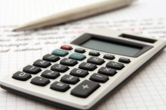 ultima ora guvernul ne pregateste din nou o vara fierbinte cu modificari fiscale vrea sa poata schimba codul fiscal legislatia privind e factura sf t si jocuri de noroc sa reorganizeze ins 685a891866710