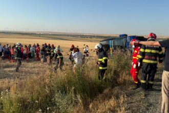 un autocar cu 55 de pasageri de cetatenie ucraineana s a rasturnat la tariverde 685c39e6cf12e