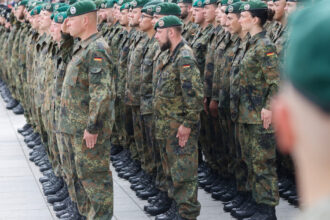 un general german cere revenirea la armata obligatorie friedrich merz impartasesc evaluarea ministrului apararii 68492bee13937