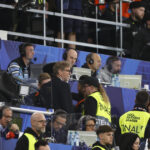 Tragedie în tribunele din Munchen: Un fan român a pierdut viața la finala Nations League, după o cădere neașteptată. „Un incident de neimaginat după două decenii” 2 un suporter roman a murit la finala nations league de la munchen a cazut din tribune nu s a mai intamplat asa ceva de 20 de ani 6846da013e5d7