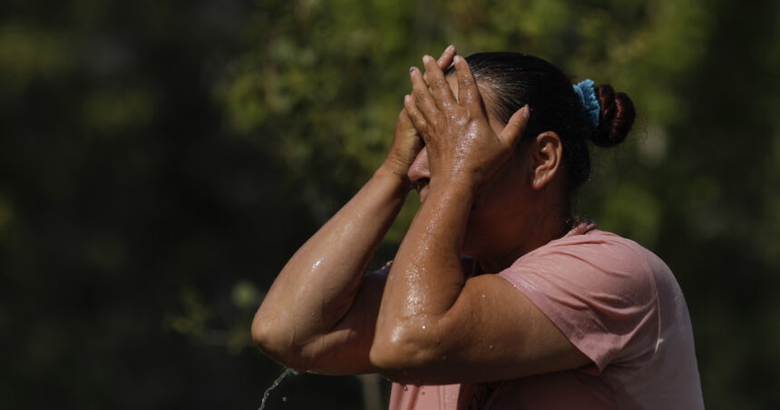 România sub soarele arzător: patru săptămâni de caniculă și secetă în prognoza meteorologică până pe 21 iulie. 1 val de caldura in romania urmeaza patru saptamani cu canicula si seceta prognoza meteo pana pe 21 iulie 685a7d26e6b83