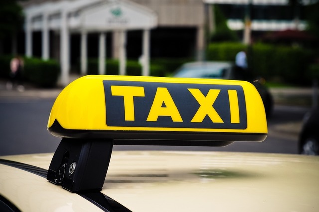 Verificări intense în rândul taximetriștilor și șoferilor Uber și Bolt la aeroporturi 1 val de controale printre taximetristi dar si la soferii uber si bolt din aeroporturi 684d765e435f6