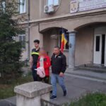 Bărbatul din Lipnița, agresor reținut pentru 24 de ore, iar minorul implicat în incident, în atenția autorităților fără arest. 2 video batausul barbatului din lipnita retinut 24 de ore si propus spre arestare minorul care a participat la agresiune cercetat in libertate 6846847275bf1
