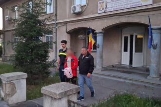video batausul barbatului din lipnita retinut 24 de ore si propus spre arestare minorul care a participat la agresiune cercetat in libertate 6846847275bf1
