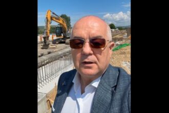 video boc transmite ca s a saturat mesaj de revolta catre constructorul centurii metropolitane cluj floresti nu e de glumit la cluj sa terminati la timp 683eb67b3d786