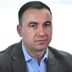 Bogdan Ivan își asumă conducerea în domeniul Energiei: „Primul pas este apărarea consumatorilor defavorizați” 2 video bogdan ivan preia portofoliul energiei prioritatea zero este protejarea consumatorilor vulnerabili 6859bf681e606