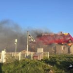 Flăcările au mistuit Cabana Vlădeasa, lăsând în urmă și stația meteorologică. 2 video cabana vladeasa distrusa de un incendiu a ars si statia meteorologica 685b714a8821f