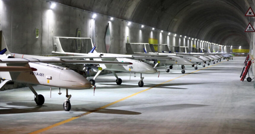 „Brașovul se pregătește pentru producția de drone militare: Ministrul Economiei dezvăluie detalii despre planurile de fabricație” 1 video cand incepe productia de drone militare la brasov anuntul ministrului economiei 3 500 de bucati produse anual spune bogdan ivan 684b1f153aee7