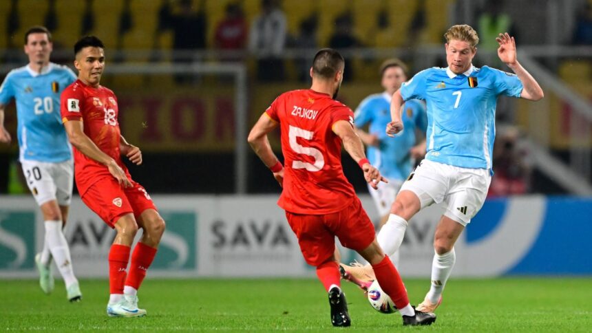 "Universitatea Craiova îi dă afară pe surprinzătorii integralisti din preliminariile CM! Gol de excepție, De Bruyne și Lukaku, doar privitori!" 1 video curatat de la universitatea craiova a fost integralist in surpriza serii din preliminariile cm gol superb de bruyne si lukaku spectat 6843dd94eb6cb