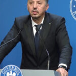 Daniel David: Admiterea în clasa a V-a la unele școli, o soluție temporară până la reformele necesare 3 video daniel david examenele de admitere pentru clasele a v a in unele scoli sunt solutii de moment pana se fac reforme 683dad453705b
