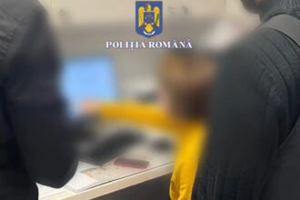 video dosarul garzilor fictive 4 medici din craiova au fost retinuti acuzatii de inselaciune delapidare si fals informatic 6842a6082211f