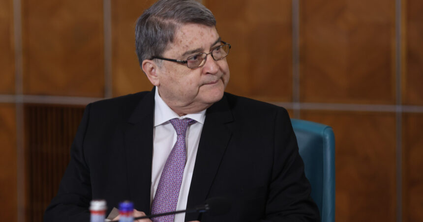 Emil Hurezeanu analizează tulburările din Irlanda de Nord: Scenele sunt șocante! 1 video emil hurezeanu despre protestele violente impotriva romanilor din irlanda de nord imaginile sunt revoltatoare 6852cc4e582f7