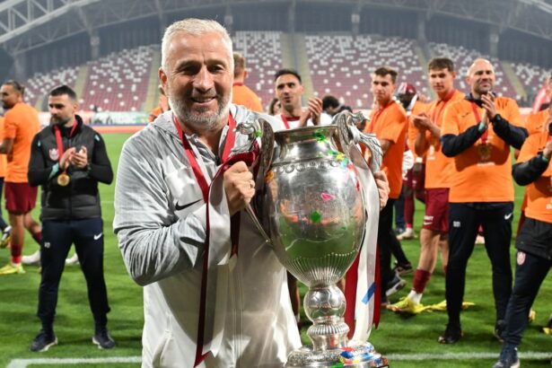 video exclusiv dan petrescu are bagajele facute e greu la cfr poate voi fi o etapa poate 10 6861606fb7799