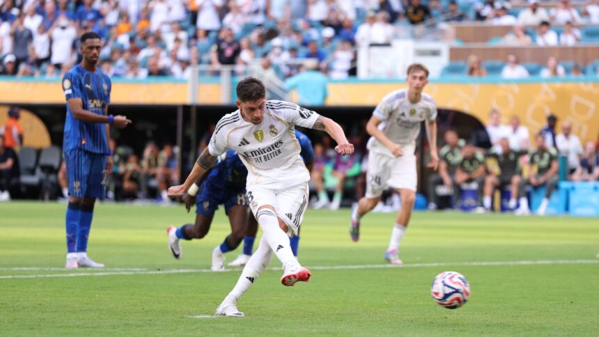 Impresionant! Cum a reușit Federico Valverde să piardă un penalty ce putea aduce victoria în confruntarea Real Madrid - Al-Hilal 1 video exclusiv incredibil cum a putut sa rateze federico valverde un penalty cat o victorie in real madrid al hilal 685337bbb1144