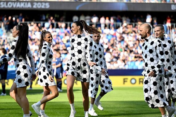 video exclusiv moment artistic inedit la deschiderea euro u21 ce s a vazut inaintea meciului slovacia spania 6849b362a2198