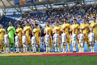 video exclusiv notele tricolorilor dupa meciul cu spania la euro u21 cel mai bun jucator al romaniei nu e louis munteanu 684dc7b02a871