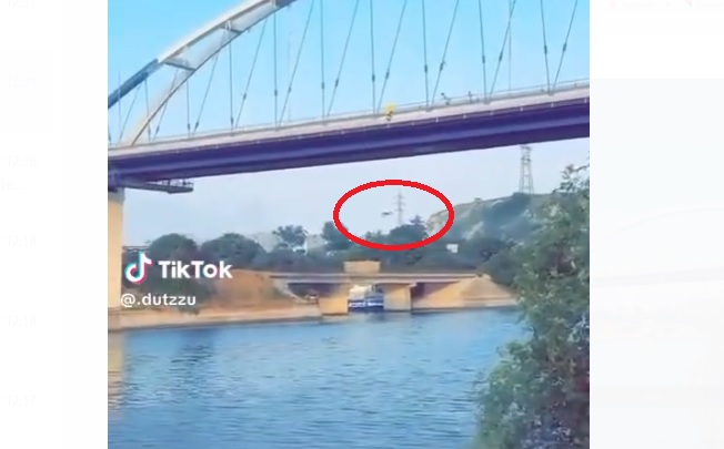 Tragedie la Murfatlar: Fiul unui procuror DIICOT din Constanța pierde viața după o cădere de pe un pod în timpul unei filmări 1 video exclusiv tanarul care a murit dupa ce a cazut de pe pod la murfatlar in timp ce facea o filmare e fiul unui procuror diicot din constanta 684950c0b1b00