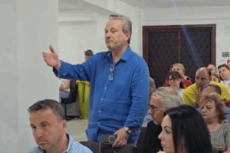 video george mandila managerul omd mamaia constanta avertizeaza beach barurile de pe litoral s au transformat in restaurante improvizate si saloane de nunti 684fe20678643