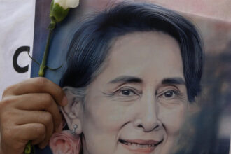 video imagini rare si detalii in premiera din viata de dupa gratii a controversatei laureate a premiului nobel pentru pace aung san suu kyi 6857821eb2f18